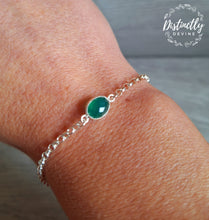 Load image into Gallery viewer, This beautiful Sterling Silver bracelet contains Green Onyx, a stone that is believed to stimulate willpower, discipline, and heart energy.