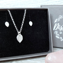 Load image into Gallery viewer, Pure Silver Small Leaf Gift Set