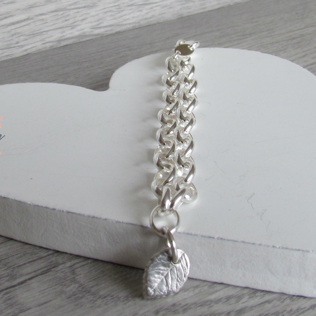 Leaf Pendant Bracelet