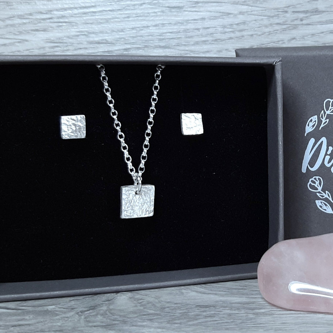 Pure Silver Textured Square Gift Set
